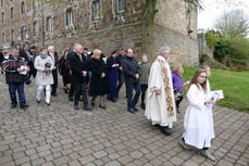 1. Heilige Kommunion in St. Crescentius (Foto: Karl-Franz Thiede)